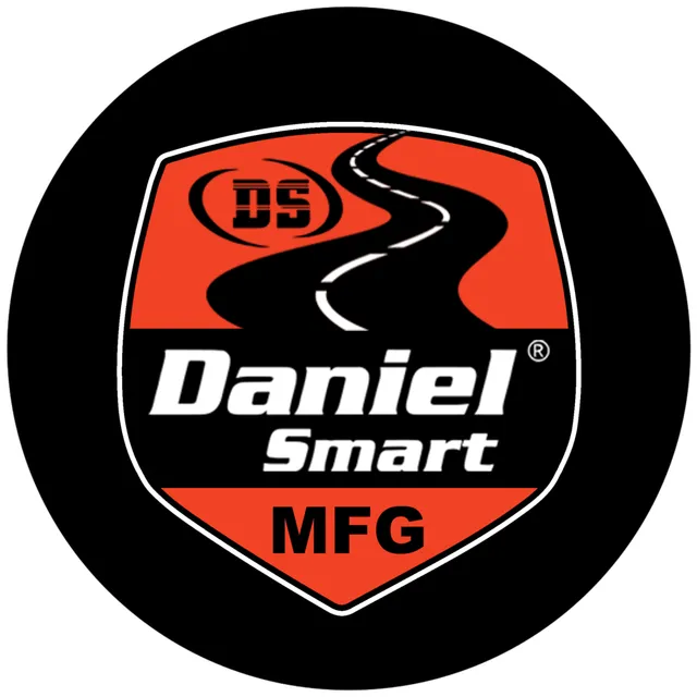 Daniel Smart MFG logo