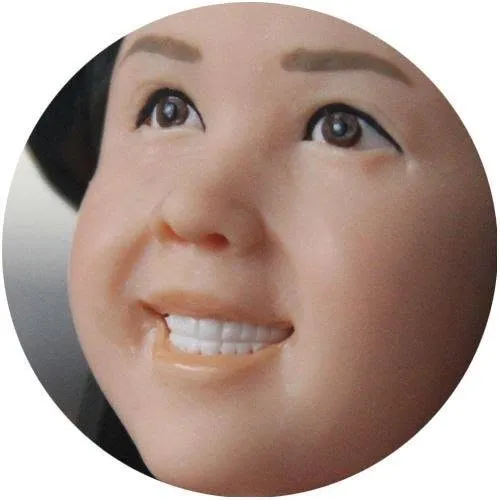 MyCustomBobblehead logo